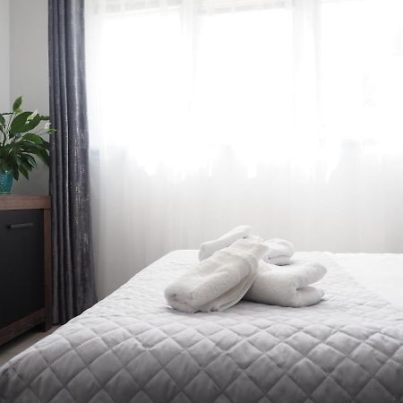 Adobe Apartment - Przytulny I Free Parking Вроцлав Екстер'єр фото