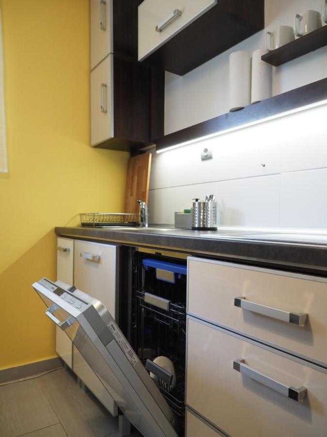 Adobe Apartment - Przytulny I Free Parking Вроцлав Екстер'єр фото
